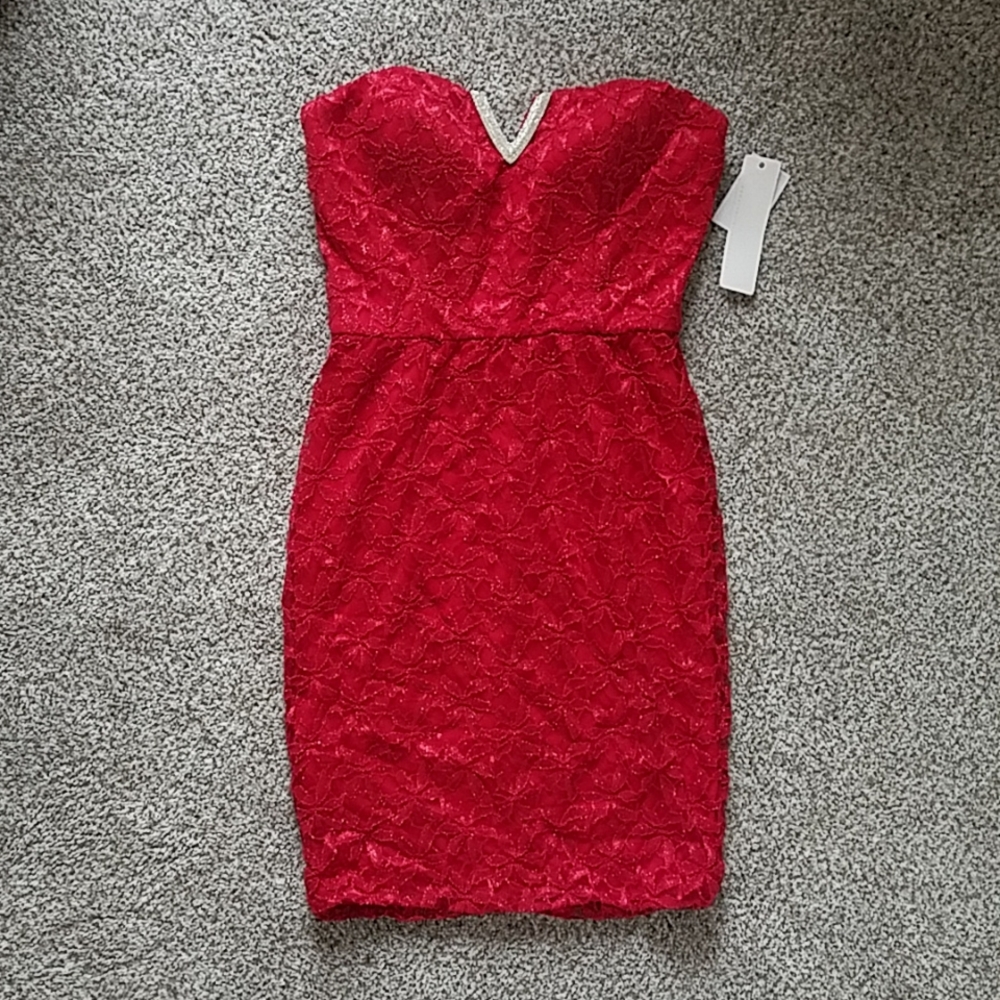 Formal strapless red dress